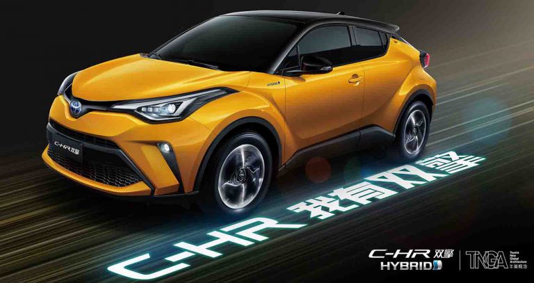 รีวิว Toyota C-hr Hybrid 2025 ปรับดีไซน์ใหม่ เครื่องใหม่ สเปคและราคา